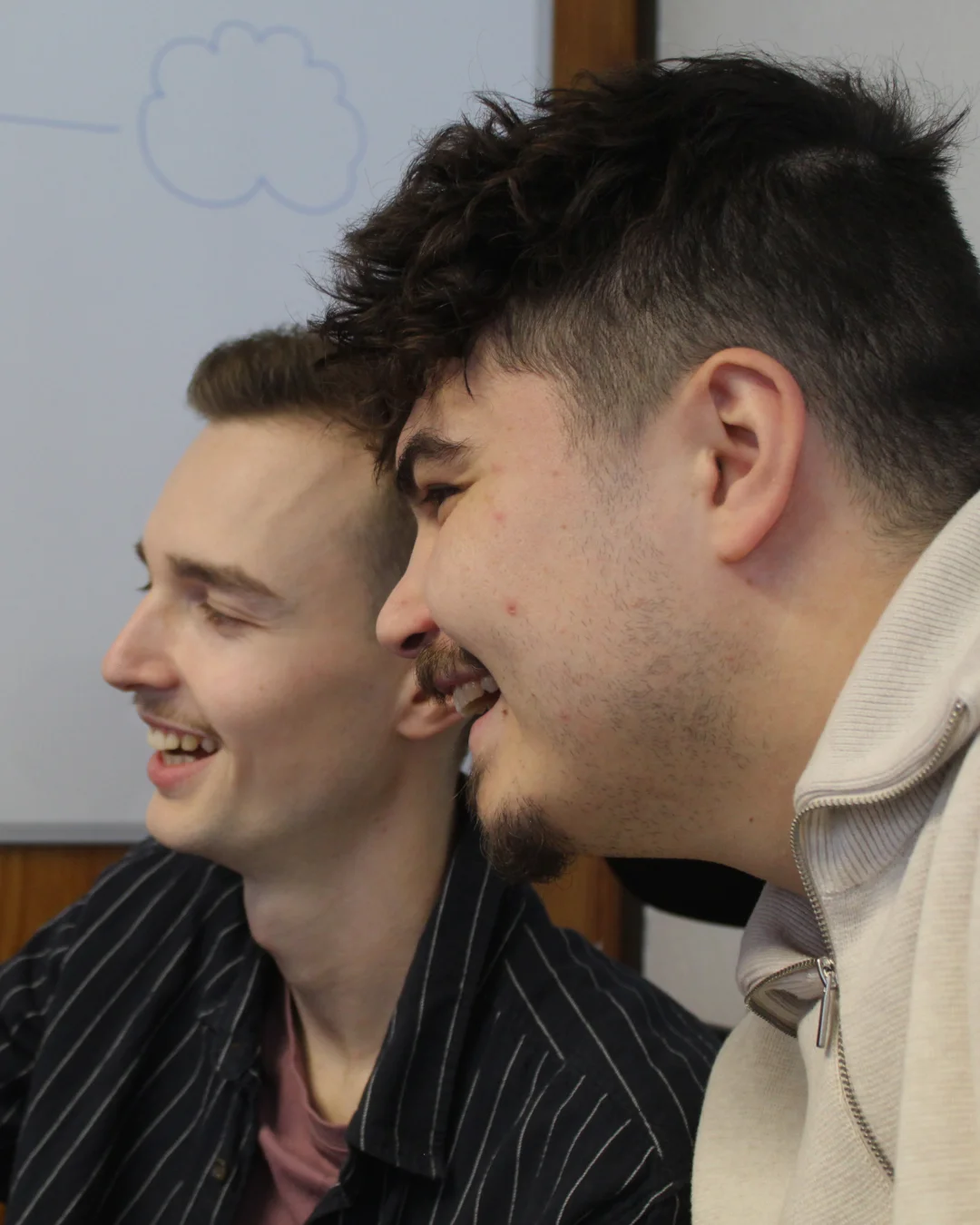 Fondateur Enzo Dufournet et Matheo Debruille chez Hopsite entrain de travailler